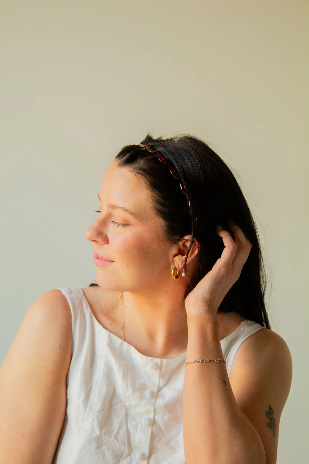 Neutral Wide Tooth Headband - Image 5