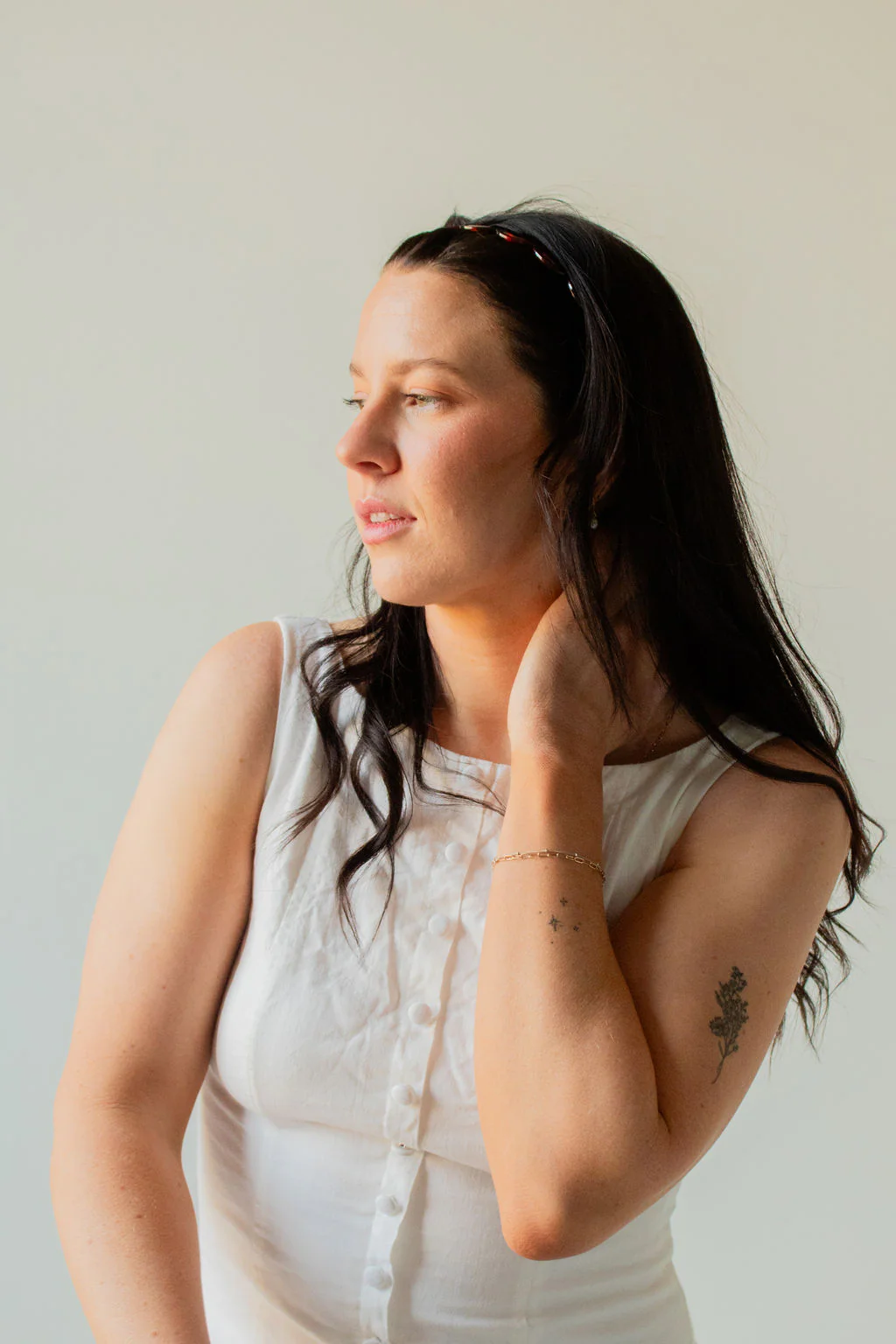 Neutral Wide Tooth Headband - Image 6
