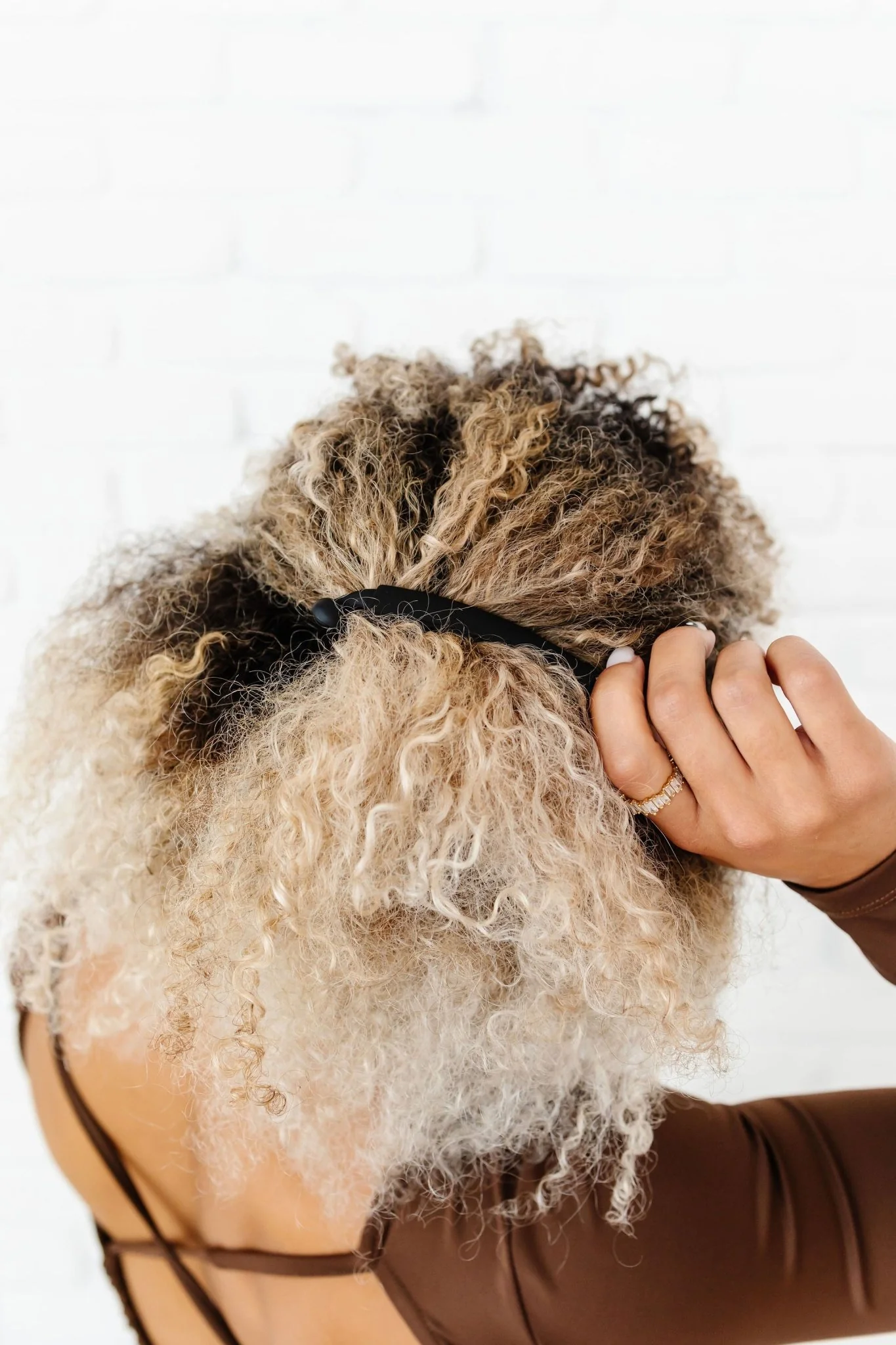 Black Banana Claw Clip - Image 5