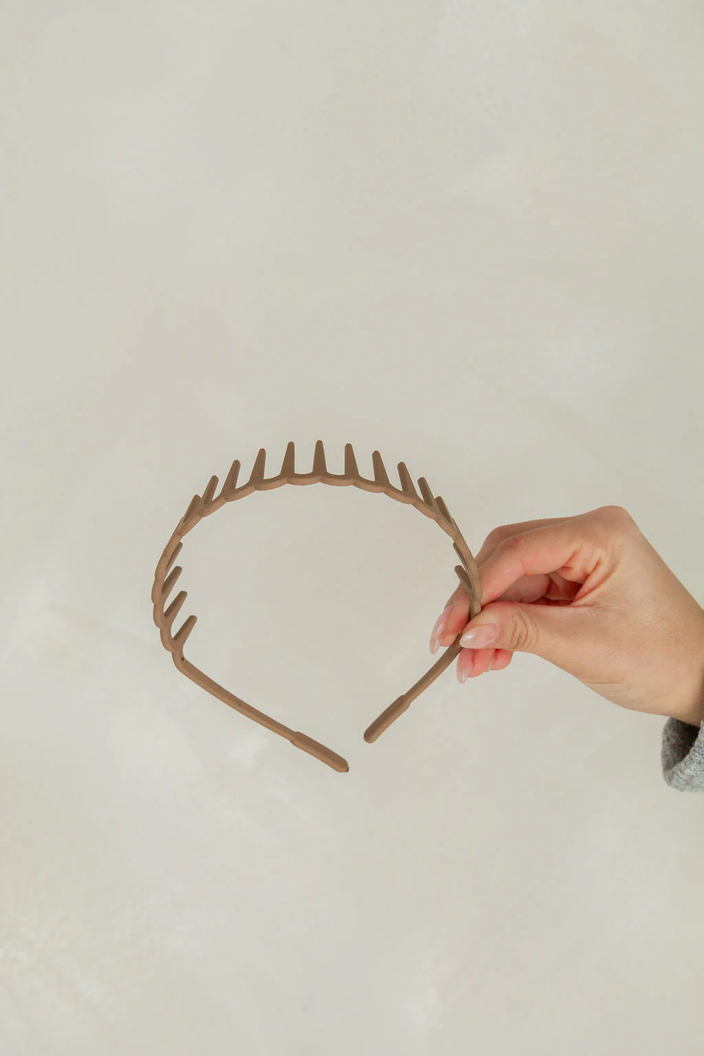 Wide Tooth Hard Headband - Image 17
