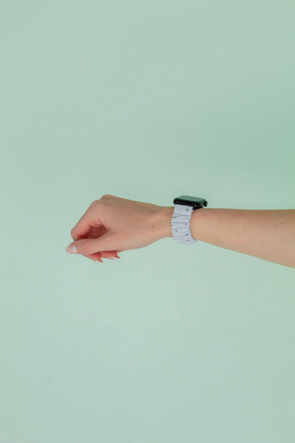Blue Polka Dot Apple Watch Band - Image 4