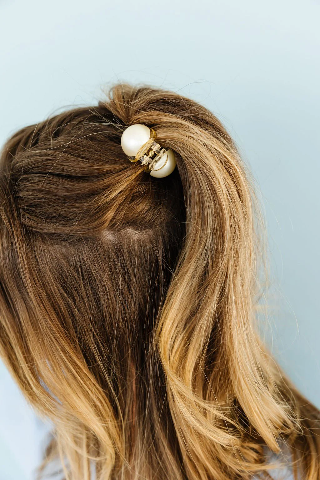 Chunky Pearl Claw Clip - Image 3
