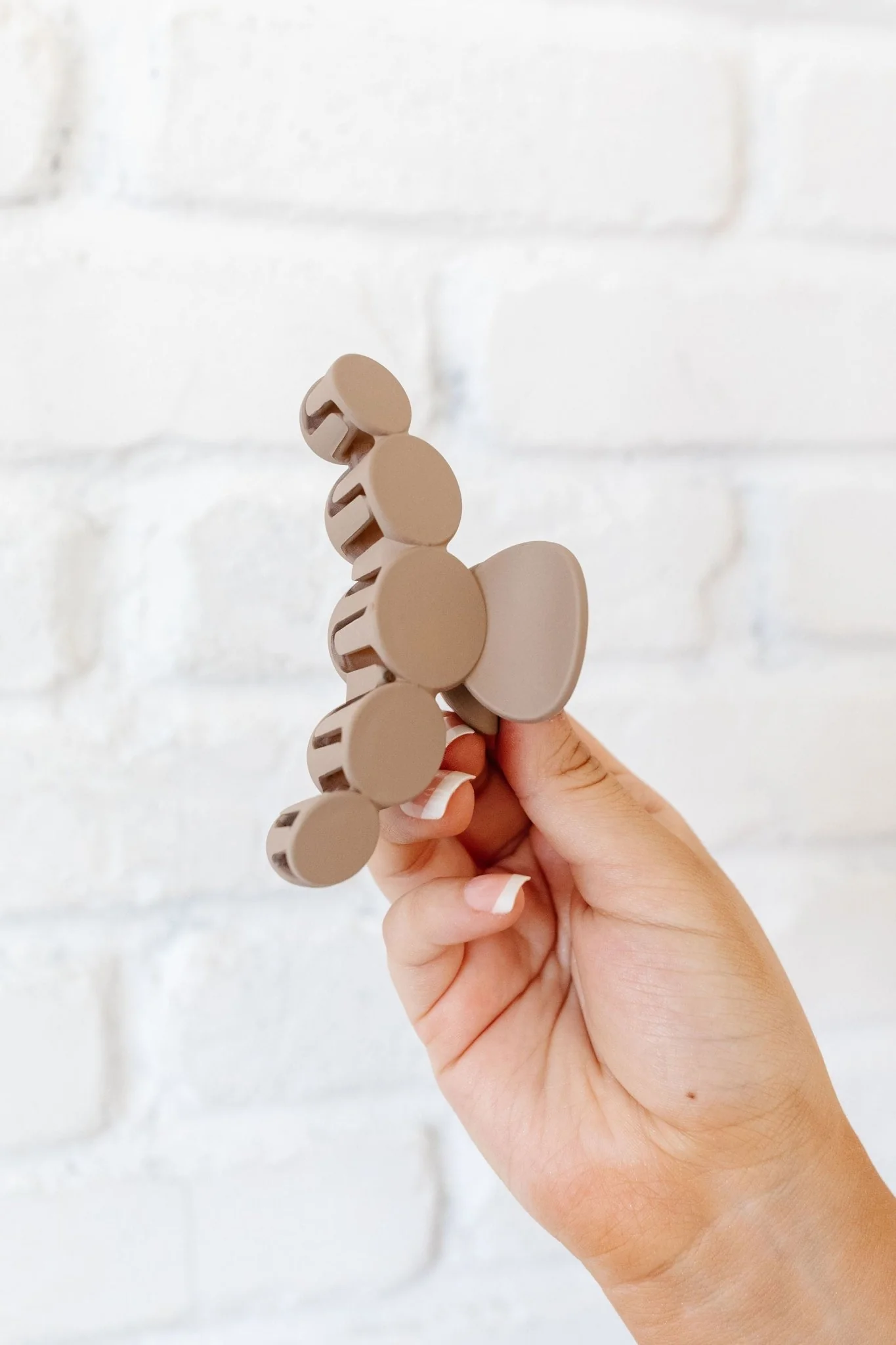 Circles Claw Clip - Image 16