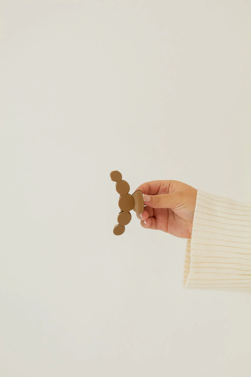 Circles Claw Clip - Image 36