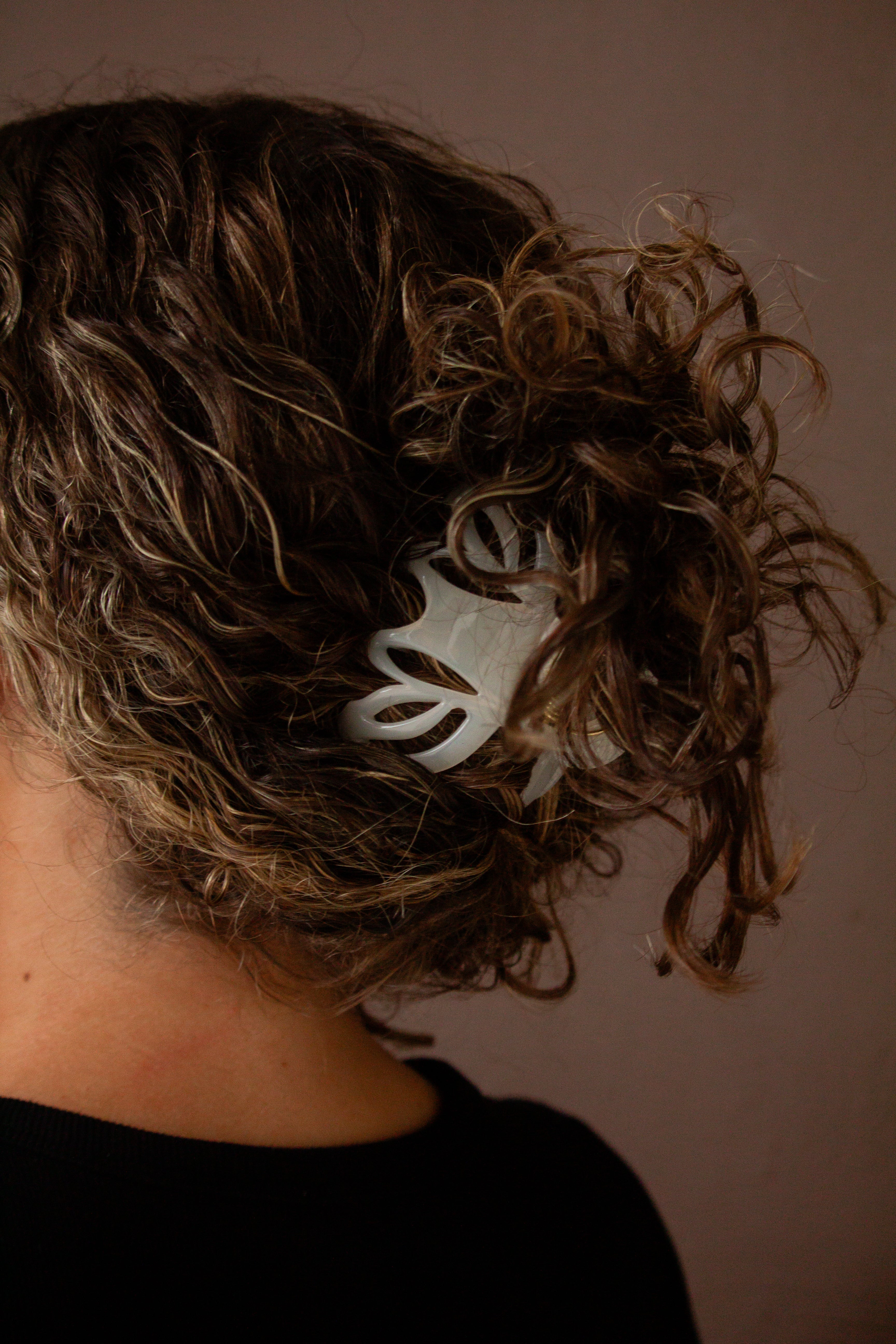 Cloudy Octopus Claw Clip - Image 3