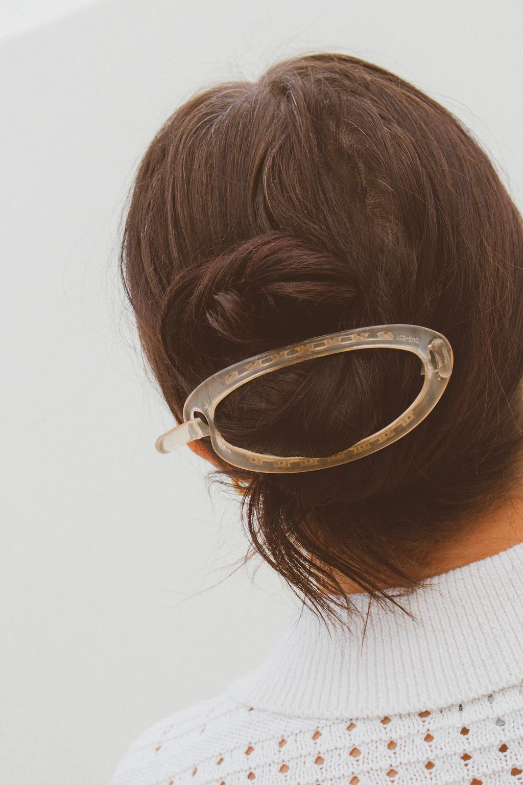 Cutout Oval Clip - Image 19