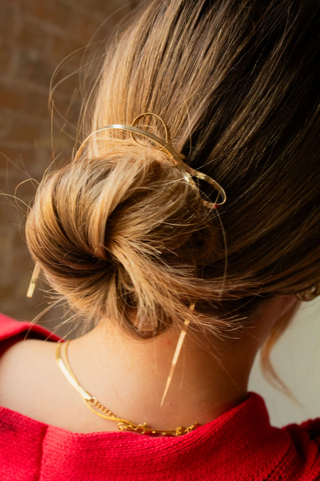 Dainty Gold Bow Ponytail Insert - Image 4