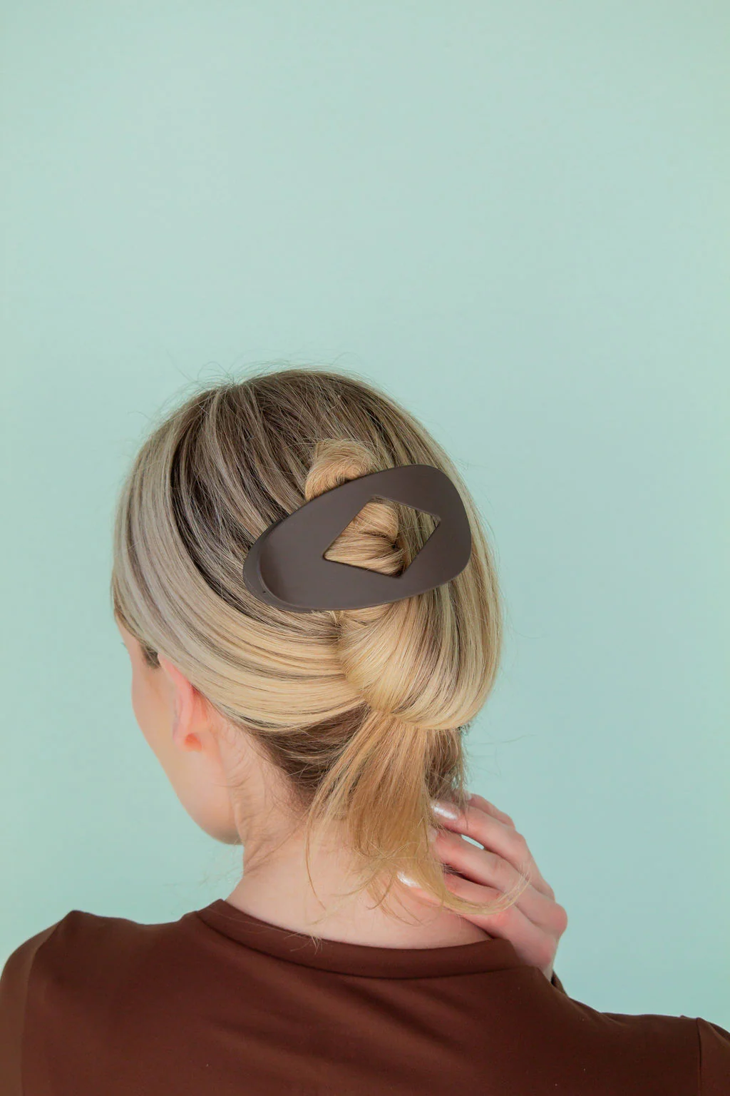 Diamond Cutout Claw Clip - Image 4