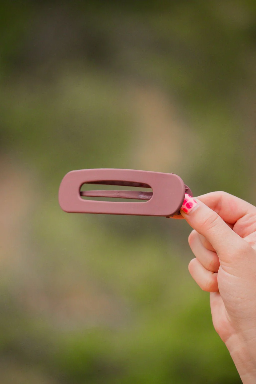 Flat Matte Claw Clip - Image 28