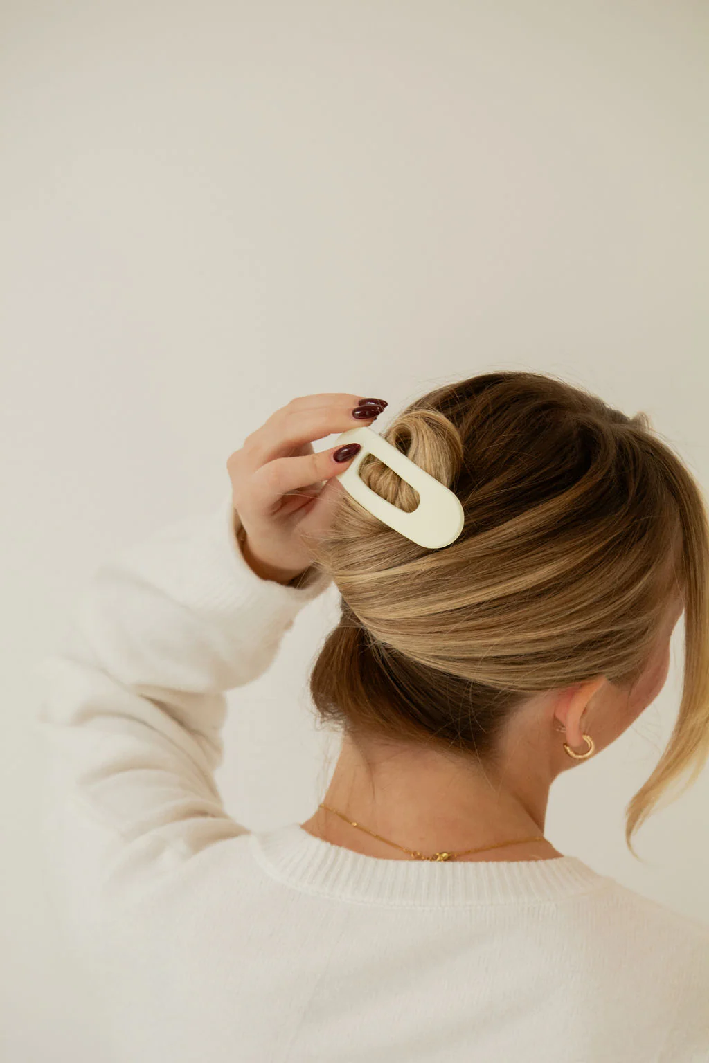 Flat Matte Claw Clip - Image 38