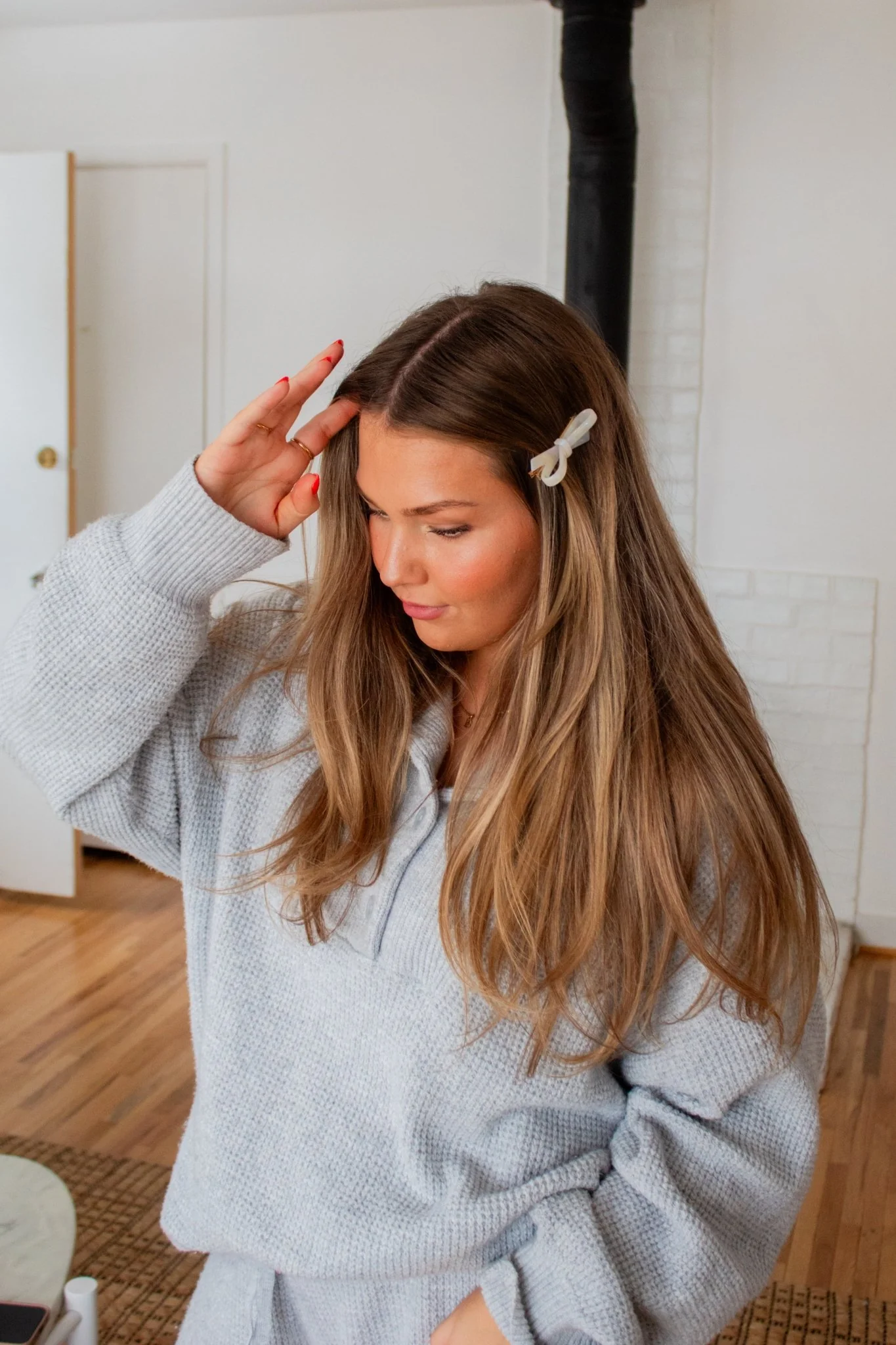 Glossy Bow Clip - Image 11
