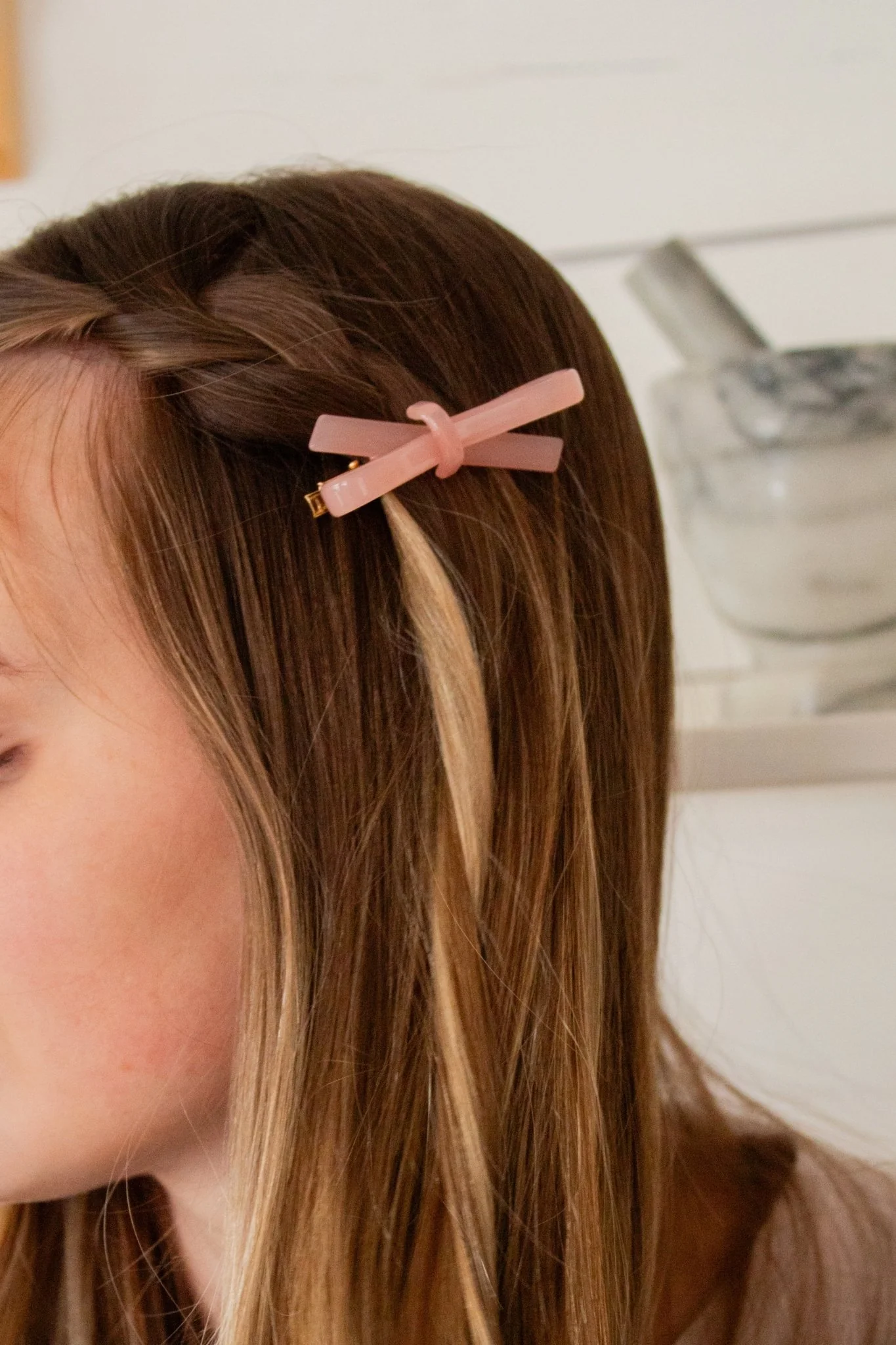 Glossy Bow Clip - Image 2
