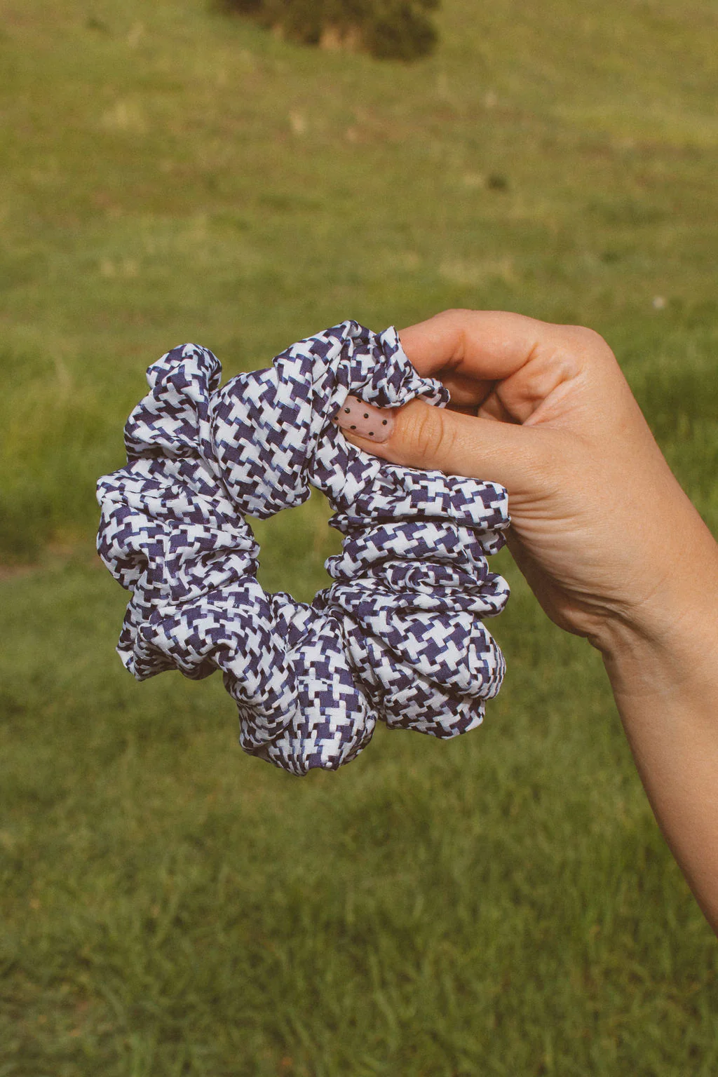 Houndstooth in Navy Jumbo Scrunchie - Image 2