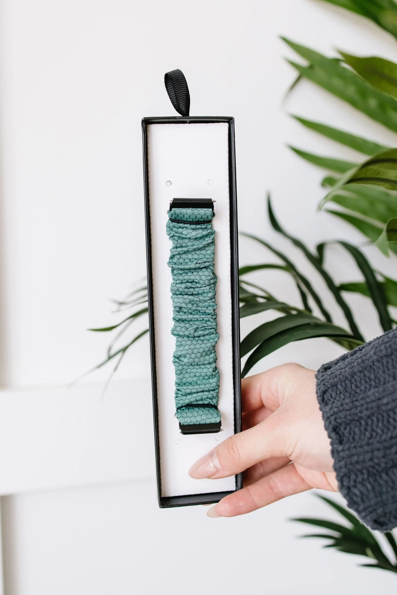 Jade Athletic Hexagon Watch Band for Fitbit Versa - Image 4
