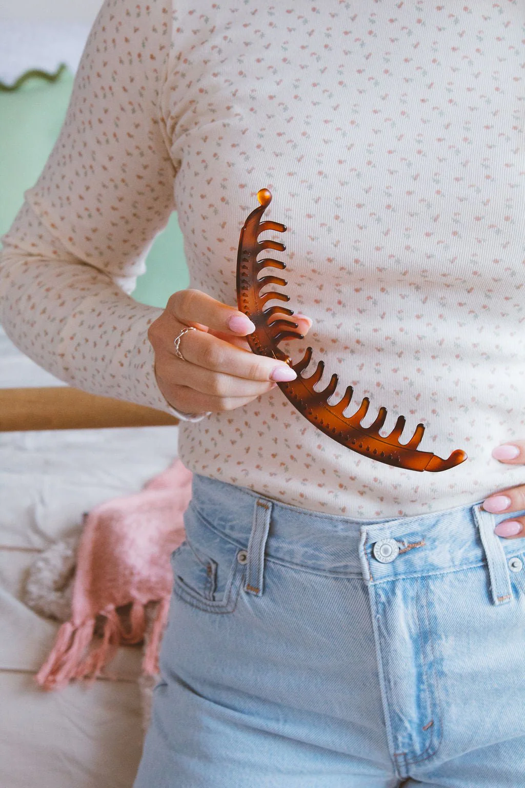Large Banana Claw Clip - Image 14