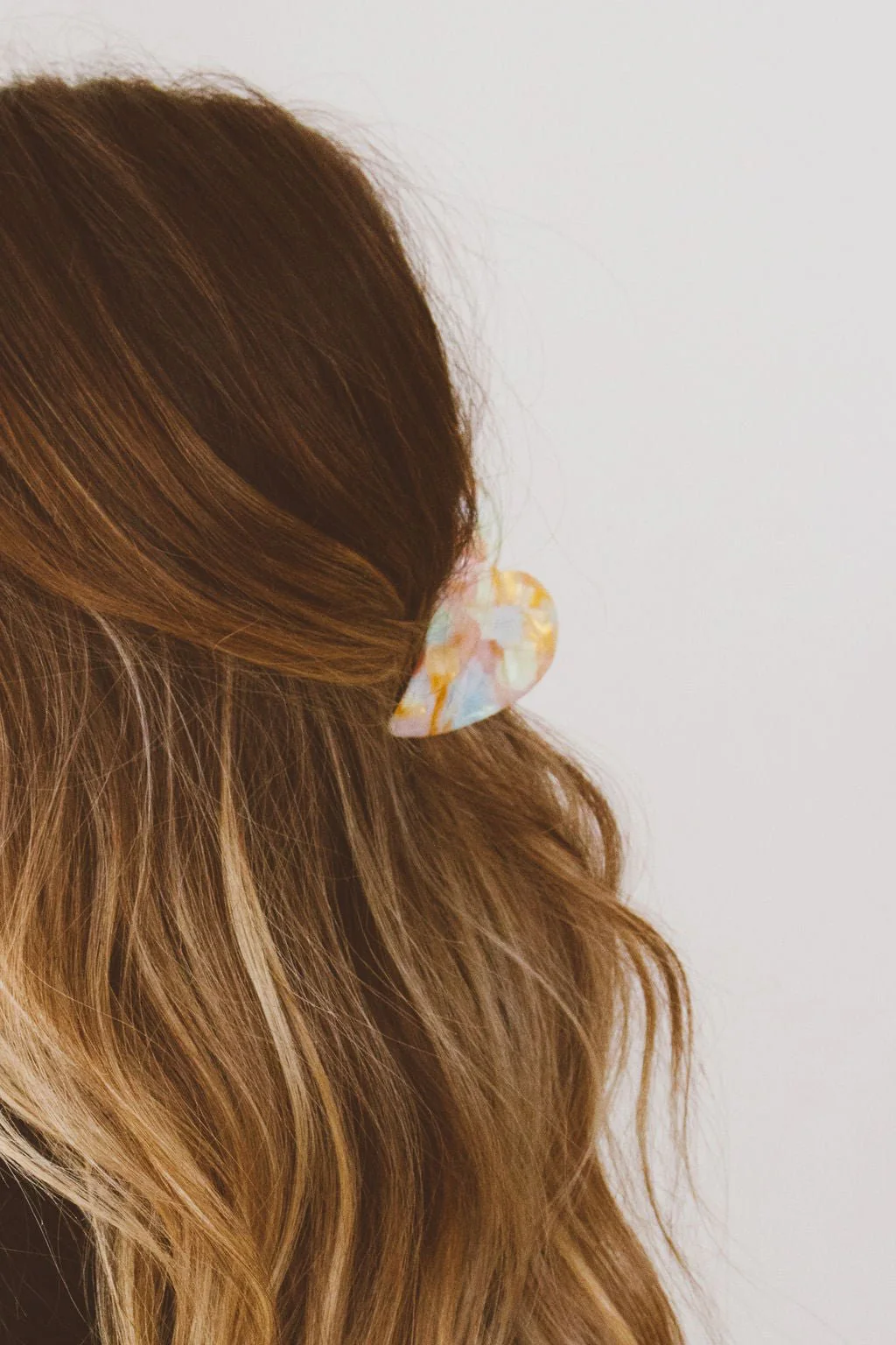 Lover Claw Clip - Image 4