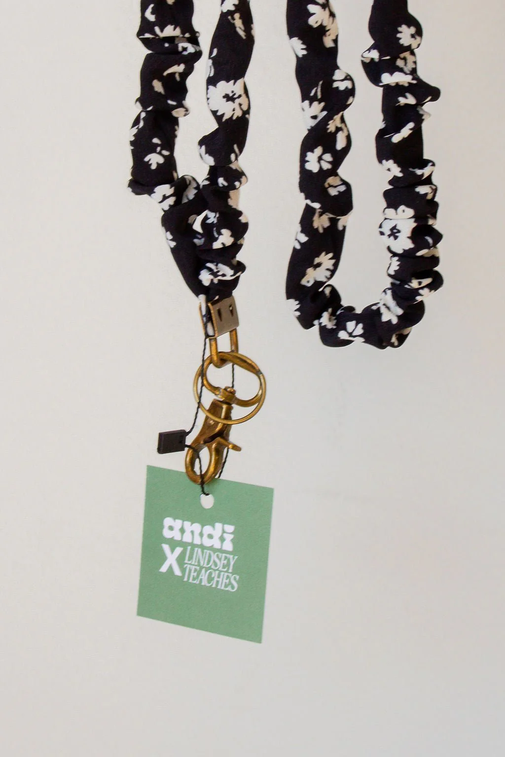 Onyx Floral Lanyard - Image 3