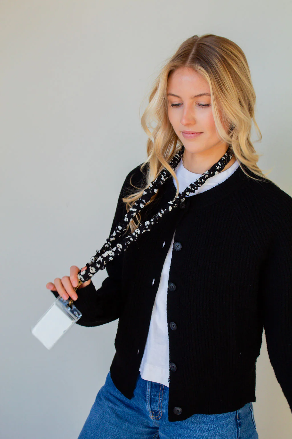 Onyx Floral Lanyard - Image 5