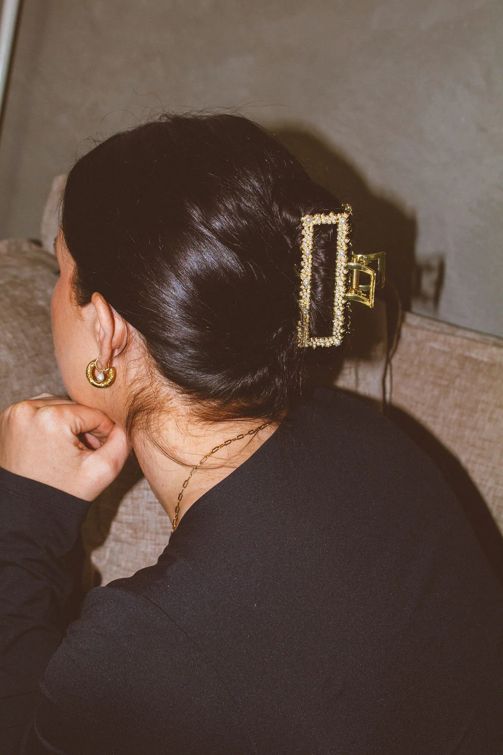 Pearl Rectangle Claw Clip - Image 3