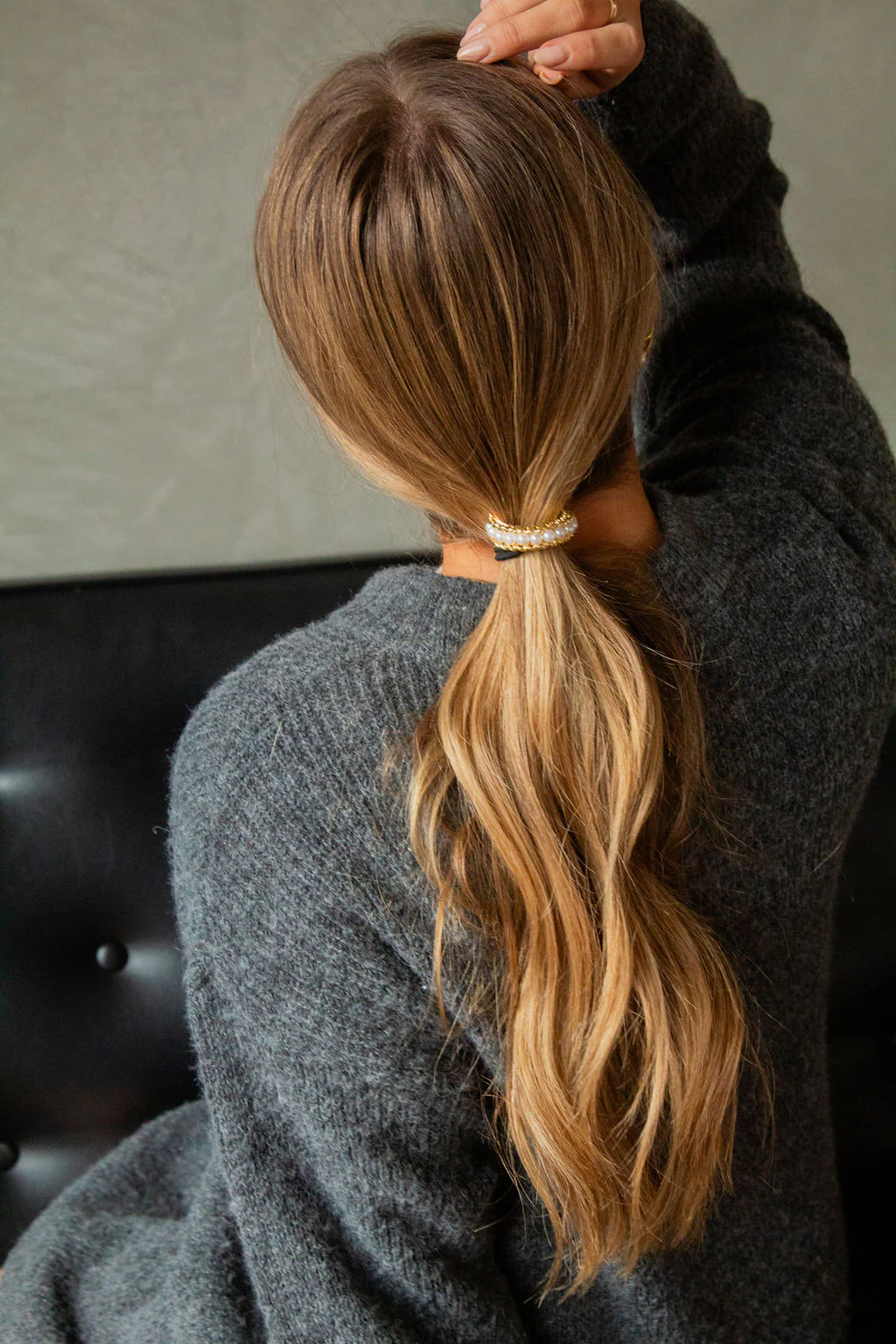 Selene Ponytail Cuff - Image 4