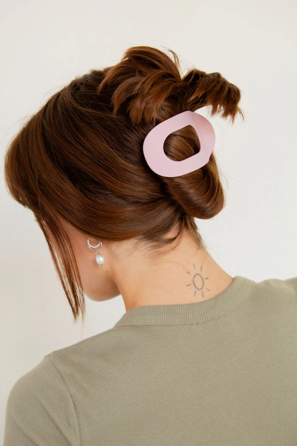 Circle Cutout Flat Claw Clip - Image 30