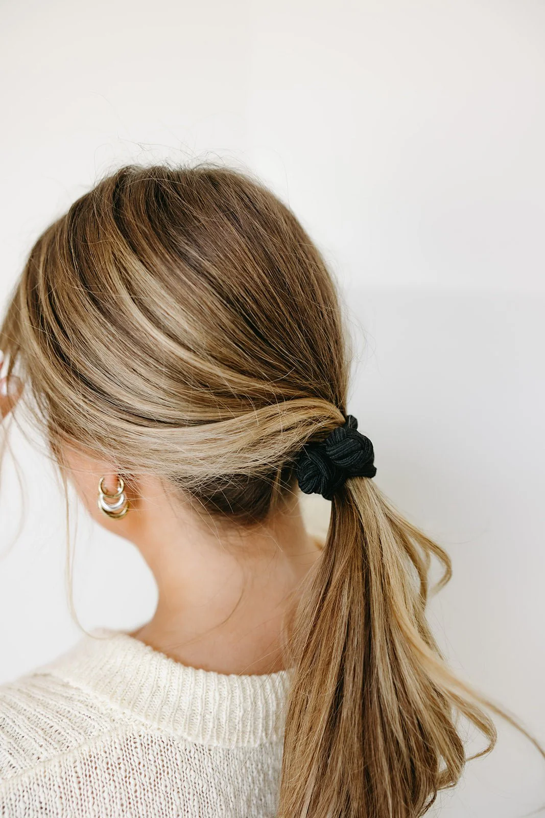 Sweet Knot Hair Tie - Image 6