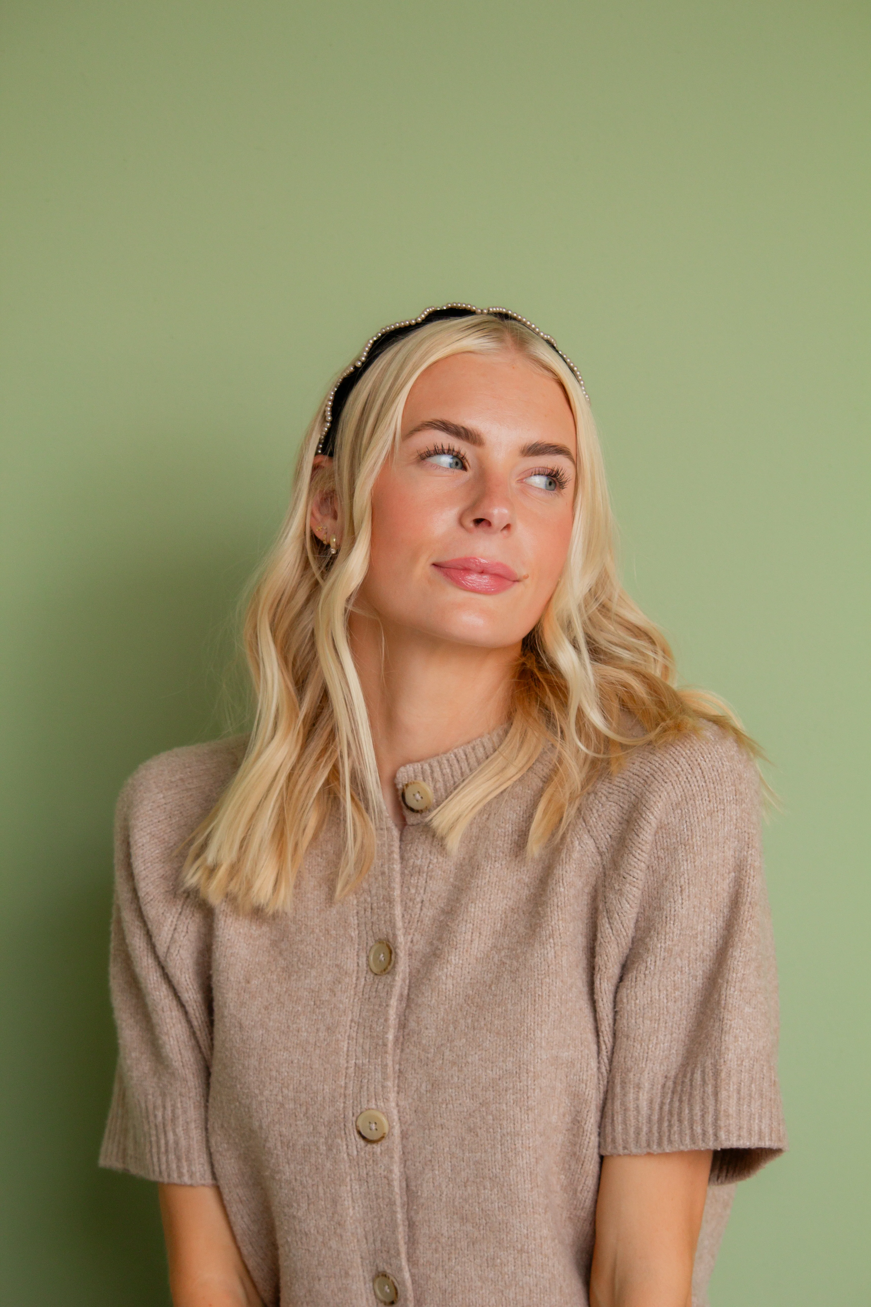 Zig Zag Pearl Headband - Image 5